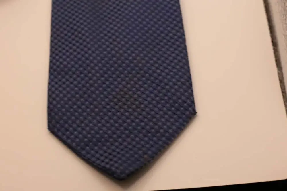 Italo Ferretti Handmade Italian Navy Blue Silk Geometric Pattern Necktie